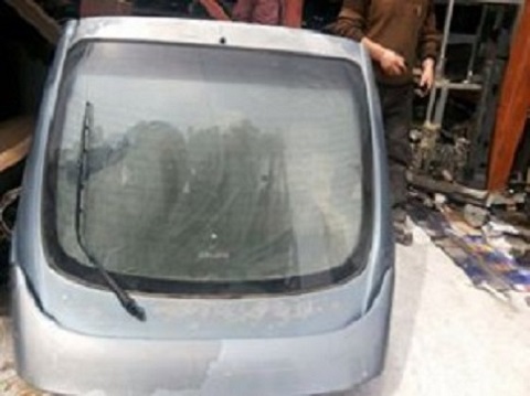 TOYOTA CELİCA BAGAJ KAPAĞI